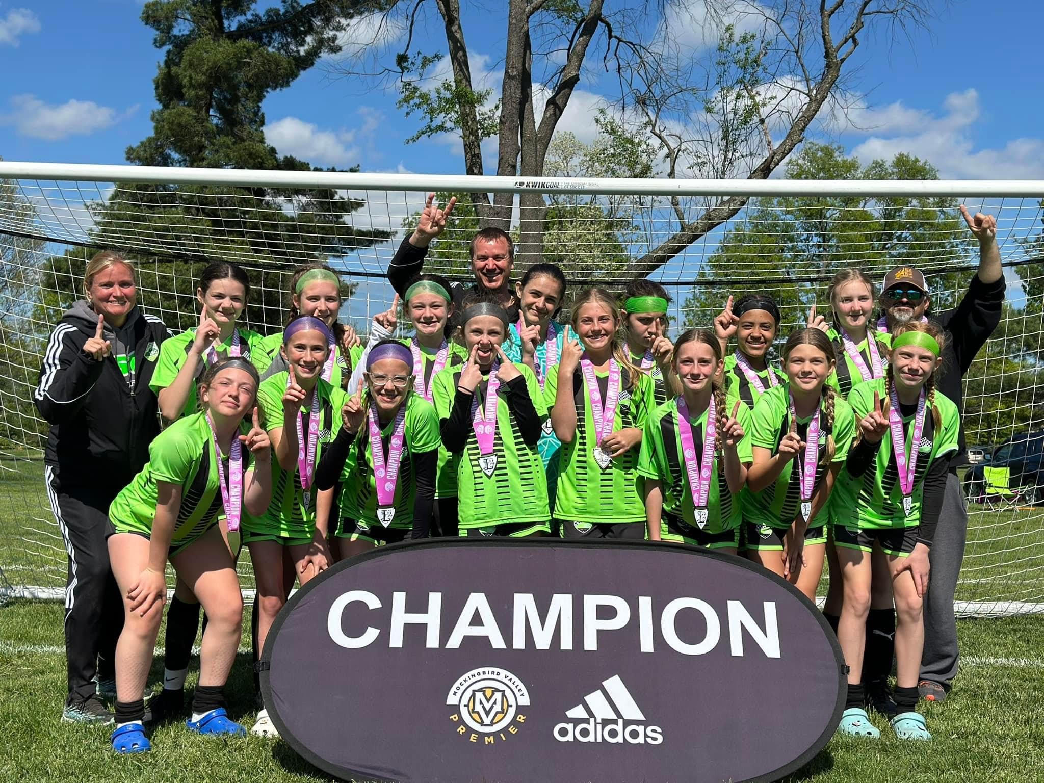 ISC G11 Elite - Louisville Cup Girls u13 Gold/White Division Champions